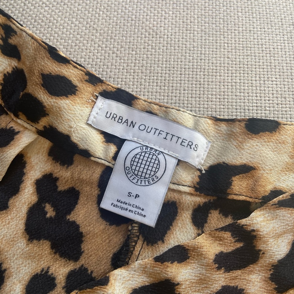 Urban Outfitters Leopard Print Flutter Short - image 6